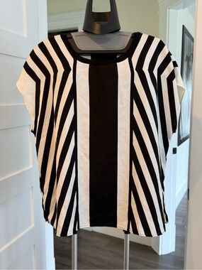 Black & White Striped Women's Top